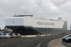 HÖEGH TRAPPER - 200m [IMO:9706918] Autotransporter (Vehicles Carrier) Fotodatum: 2017-04-13 Baujahr: 2016 | DWT: 20766t | Breite: 36m | Tiefgang: 10,32m | Ladekapazität: 8500 CEU...