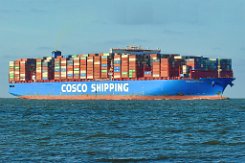 COSCO SHIPPING LEO - 400m [IMO:9783502] Containerschiff (Container ship) Aufnahme: 2021-08-29 Baujahr: 2018 | DWT: 197500t | Breite: 59m | Tiefgang: 16m | Ladekapazität: 19273 TEU...