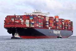 AL NEFUD - 400m [IMO:9708813] Containerschiff (Container ship) Neuaufnahme: 2022-01-30 (2019-05-11|2018-05-06|2016-09-03) Baujahr: 2015 | DWT: 199744t | Breite: 59m | Tiefgang:...