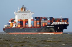 JAKARTA EXPRESS - 260m (ex) [IMO:9301794] Containerschiff (Container ship) Aufnahme: 2016-03-20 Neuer Name: SEASPAN JAKARTA Baujahr: 2005 | DWT: 50869t | Breite: 32m | Tiefgang: 12,7m |...