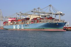 MOL TRADITION - 400m (ex) [IMO:9769300] Containerschiff (Container ship) Aufnahme: 2021-09-04 ONE TRADITION Baujahr: 2017 | DWT: 218000t | Breite: 58m | Tiefgang: 16,0m | Ladekapazität:...