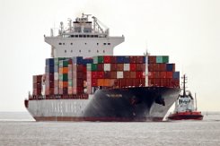 YM ANTWERP - 260m (ex) [IMO:9443580] Containerschiff (Container Ship) Neuer Name: SYNERGY ANTWERP Aufnahme: 2018-03-27 Baujahr: 2008 | DWT: 50500t | Breite: 32m | Ladekapazität: 4253...