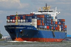 ADELHEID-S - 223m (ex) [IMO:9303766] Containerschiff (Container ship) Aufnahme: 2016-07-06 Neuer Name: BSG BONAIRE Baujahr: 2006 | DWT: 44052t | Breite: 32m | Tiefgang: 12,0m |...