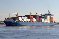 AUSTRAL - 226m (ex) [IMO:9399777] Containerschiff (Container ship) Aufnahme: 2019-02-15 Neuer Name: CHIQUITA DREAM Ex-Name: CMA CGM POINTE CARAI Baujahr: 2008 | DWT: 35555t |...