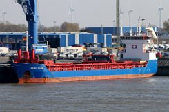 EEMS RIVER - 90m [IMO:9528524] Frachtschiff (General Cargo) Fotodatum: 2019-04-16 Baujahr: 2012 | DWT: 4066t | Breite: 12,60m | Tiefgang: max. 5,30m Maschinenleistung: 1450 KW |...