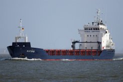 KATRIN - 99m [IMO:9155987] Frachtschiff (General Cargo) Fotodatum: 2016-03-22 Baujahr: 1996 | DWT: 4750t | Breite: 13,80m | Tiefgang: 7,40m Maschinenleistung: 2337 KW |...