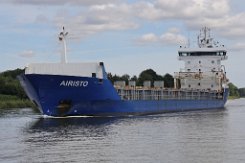 AIRISTO - 133m (ex) [IMO:9213727] Frachtschiff (General Cargo) Fotodatum: 2022-08-09 Neuer Name: AZZARO Baujahr: 2000 | DWT: 8733t | Breite: 15,92m | Tiefgang: max. 7,06m...