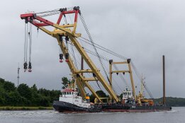 Kranschiffe Crane ships