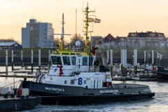 MULTRATUG 8 - 28m [IMO:8691403] Hafenschlepper (Tug) Fotodatum: 2026-01-22 Baujahr: 2001 | Bollard pull: -t | Breite: 8,55m | Tiefgang: 3,20m Maschinenleistung: 1650 KW |...