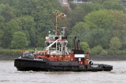 BUGSIER 6 - 28m (ex) [IMO:9376218] Hafenschlepper (Tug) Fotodatum: 2019-05-10 Neuer Name: FAKO NAMME MENYOLI 2 Baujahr: 2007 | Bollard pull: 83,4t | Breite: 12m | Tiefgang: 5,95m...