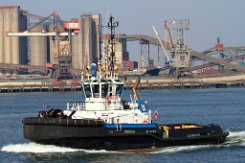 SMIT ELBE - 29m (ex) [IMO:9389485] Hafenschlepper (Tug) Fotodatum: 2015-07-04 Neuer Name: VB ELBE Baujahr: 2007 | Bollard pull: 57t | Breite: 10m | Tiefgang: 4,61m...