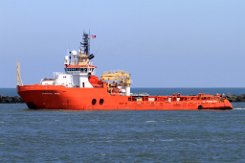 NORMAND BORG - 80m [IMO:9229477] Offshoreschlepper (Tug) Fotodatum: 2015-05-24 Baujahr: 2000 | Bollard pull: 202t | Breite: 18m Maschinenleistung: 12353 KW Bauwerft: Langsten Slip...