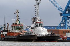 CORVIN - 33m [IMO:9280433] Schlepper (Tug) Fotodatum: 2019-03-17 Baujahr: 2003 | Bollard pull: 70t | Breite: 12m | Tiefgang: 5,40m Maschinenleistung: 4060 KW |...