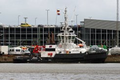 GEESTE - 28m (ex) [IMO:9454307] Hafenschlepper (Tug) Fotodatum: 2017-04-10 Neuer Name: VB GEESTE Baujahr: 2010 | Bollard pull: 90t | Breite: 12m Maschinenleistung: 5304 KW |...