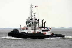 HUNTE - 28m (ex) [IMO:9454319] Hafenschlepper (Tug) Fotodatum: 2015-07-13 Neuer Name: VB HUNTE Baujahr: 2010 | Bollard pull: 90t | Breite: 12m | Tiefgang: 5,24m...