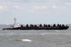 EMS PULL - 27m [IMO:7017909] Schlepper (Tug) Fotodatum: 2014-08-05 Baujahr: 1970 | Bollard pull: 25t | Breite: 7,6m | Tiefgang: 3,65m Maschinenleistung: 1268 KW |...