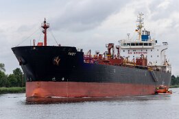 Oil/Chemical Tanker