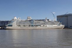 [Schiffe Spezial] Silver Nova (12) Das Kreuzfahrtschiff SILVER NOVA am 2023-04-30 kurz nach dem ausdocken vor der Meyer-Werft.