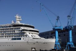 [Schiffe Spezial] Silver Nova (17) Das Kreuzfahrtschiff SILVER NOVA am 2023-04-30 kurz nach dem ausdocken vor der Meyer-Werft.