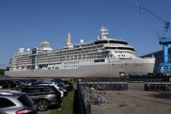 [Schiffe Spezial] Silver Nova (19) Das Kreuzfahrtschiff SILVER NOVA am 2023-04-30 kurz nach dem ausdocken vor der Meyer-Werft.