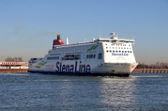 [Schiffe Spezial] STENA BRITANNICA (1) Die Autofähre STENA BRITANNICA verlässt am 15.02.2019 den Hafen von Rotterdam.