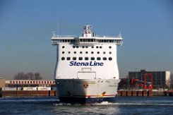 [Schiffe Spezial] STENA BRITANNICA (2) Die Autofähre STENA BRITANNICA verlässt am 15.02.2019 den Hafen von Rotterdam.