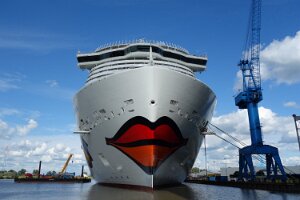 AIDAnova Das neue Kreuzfahrtschiff in Papenburg