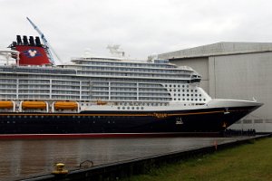 Disney Treasure Das neue Kreuzfahrtschiff von Disney Cruise Line in Papenburg