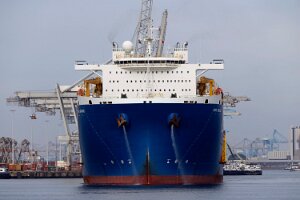 GPO Grace Das Halbtaucherschiff GPO GRACE verlässt am 31.05.2025 den Rotterdamer Hafen