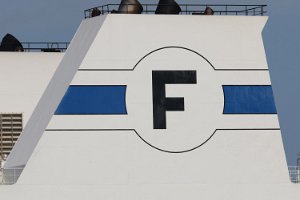 Buchstabe F Schornsteinmarken von Schiffen / Funnel Marks