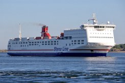 alte Lackierung: STENA TRANSIT - 212m (aF 2020) [IMO:9469388] - alte Lackierung Autofähre (Car ferry) Fotodatum: 2020-05-30 Baujahr: 2011 | DWT: 8420t | Breite: 32m | Tiefgang: 6,3m Maschinenleistung: 21600...