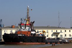 alte Lackierung: BUGSIER 30 - 39m (aF 2019) [IMO:9416563] - alte Lackierung Offshoreschlepper (Offshore Tug) Fotodatum: 2019-04-16 Ex-Name: FAIRPLAY 30 Baujahr: 2008 | Bollard pull: 92t | Breite: 13m |...