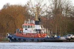 alte Lackierung: LUCHS - 29m (aF 2015) [IMO:8912211] - alte Lackierung Hafenschlepper (Tug) Fotodatum: 2015-12-28 Baujahr: 1991 | Bollard pull: 27t | Breite: 9m | Tiefgang: 4,61m Maschinenleistung:...