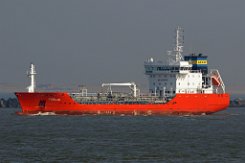 ohne Aufschrift: FIDELIO - 105m (aF 2017) [IMO:9684108] - ohne Aufschrift Tanker (Oil/Chemical Tanker) Fotodatum: 2017-03-16 Baujahr: 2014 | DWT: 6346t | Breite: 17,22m | Tiefgang: max. 7,45m...
