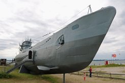 weiteres Foto: U995 - 67m (dA 2016) U-Boot/ Museumsschiff am Stand von Laboe doppelte Aufnahme Fotodatum: 2016-08-07 DEUTSCHLAND Baujahr: 1943 | Breite: 6,2m | Tiefgang: max. 4,8m...