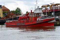 weiteres Foto: FEUTERWEHR IV - 17m (dA 2017) [KEINE IMO-NUMMER] Museumsschiff/ Feuerwehr Fotodatum: 2017-07-03 Baujahr: 1930 | Breite: 3,60m | Tiefgang: 1,40m Maschinenleistung: 88 KW Bauwerft: August Pahl...