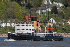 weiteres Foto: STETTIN - 52m (dA 2016) [IMO:8882923] - doppelte Aufnahme Museumsschiff/ Eisbecher Fotodatum: 2016-05-05 Baujahr: 1933 | Breite: 13,43m | Tiefgang: max. 6,01m Maschinenleistung: 1618...