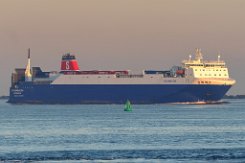 weiteres Foto: JUTLANDIA SEA - 187m (dA 2023) [IMO:9395355] - doppelte Aufnahme Ro-Ro Schiff (Ro-Ro cargo) Fotodatum: 2023-02-08 Ex- Name: JUTLANDIA SEAWAYS Baujahr: 2010 | DWT: 11702t | Breite: 27m |...