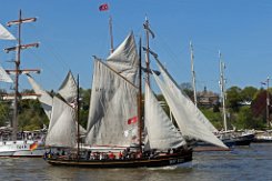 weiteres Foto: HF 231 LANDRATH KÜSTER - 29m (dA 2016) [KEINE IMO-NUMMER] - doppelte Aufnahme Segelschiff (sailing ship) Zweimaster Fotodatum: 2016-05-05 Baujahr: 1899 | Breite: 6,10m | Tiefgang: 2,0m Segelfläche:...
