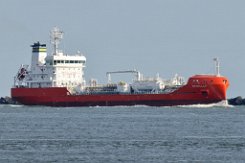 weiteres Foto: ARABELLA - 110m (dA 2023) [IMO:9909247] - doppelte Aufnahme Tanker (Oil/Chemical Tanker) Fotodatum: 2023-06-27 Baujahr: 2021 | DWT: 7703t | Breite: 18,0m | Tiefgang: 7,10m