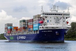 Containerschiffe Container ships