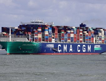 Containerschiffe Container ships