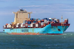 Containerschiffe Container ships