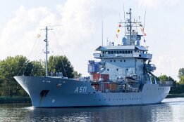 Militärschiffe Military Ships